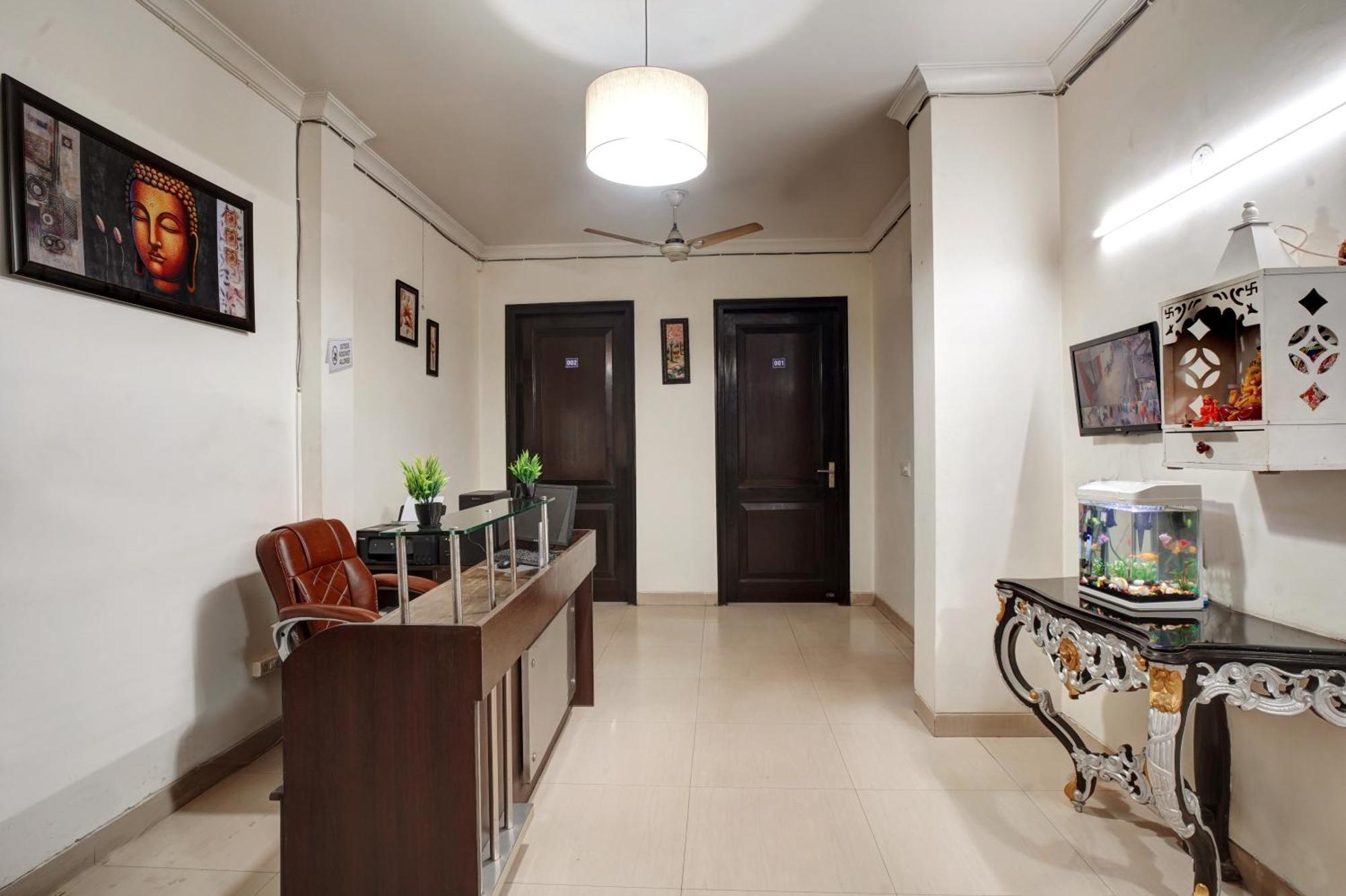 Nexhub Stay - Huda City Centre Gurgaon Dış mekan fotoğraf