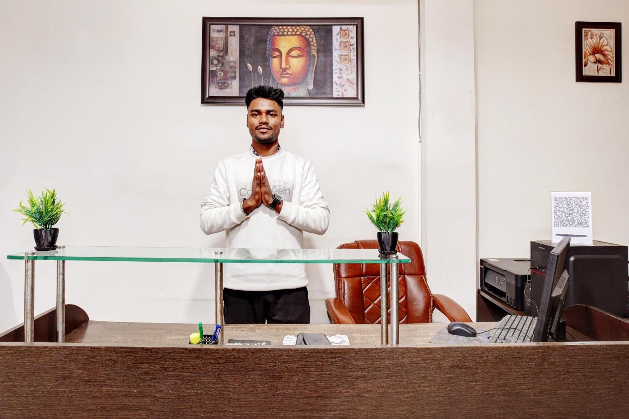 Nexhub Stay - Huda City Centre Gurgaon Dış mekan fotoğraf