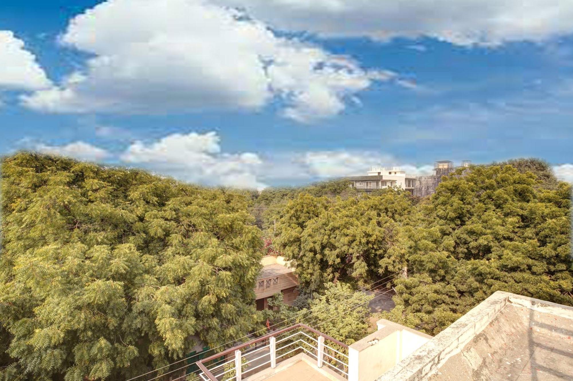 Nexhub Stay - Huda City Centre Gurgaon Dış mekan fotoğraf