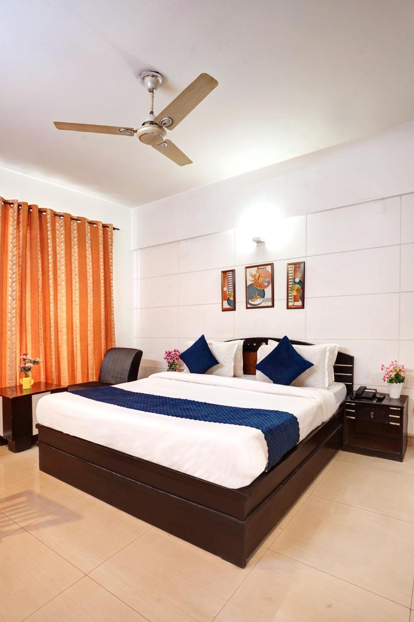 Nexhub Stay - Huda City Centre Gurgaon Dış mekan fotoğraf