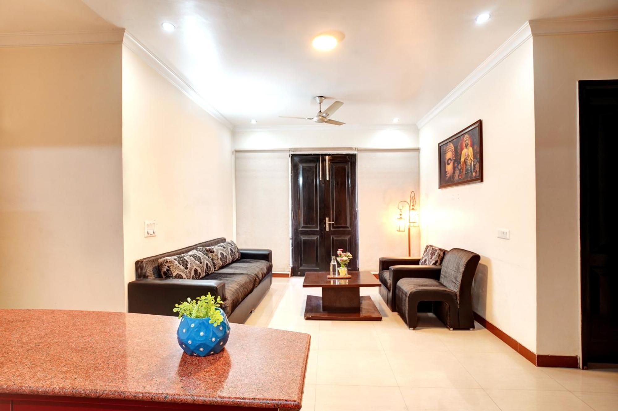 Nexhub Stay - Huda City Centre Gurgaon Dış mekan fotoğraf